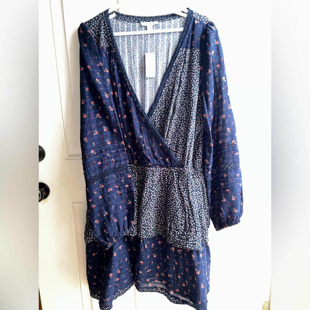 American Eagle Outfitters Navy Floral Long Sleeve Dress